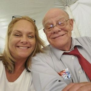 Meet your Posher, Deena